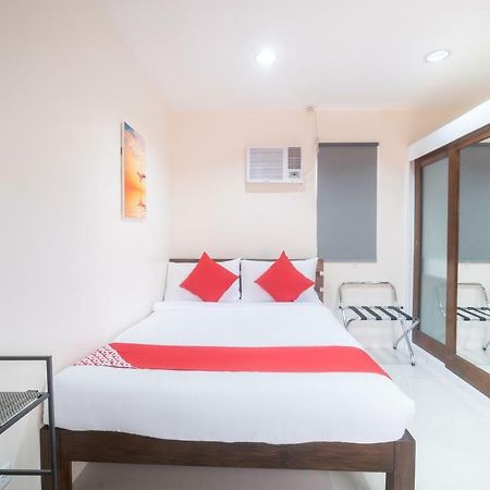 Oyo 199 Solange Apartelle Davao City Exteriér fotografie