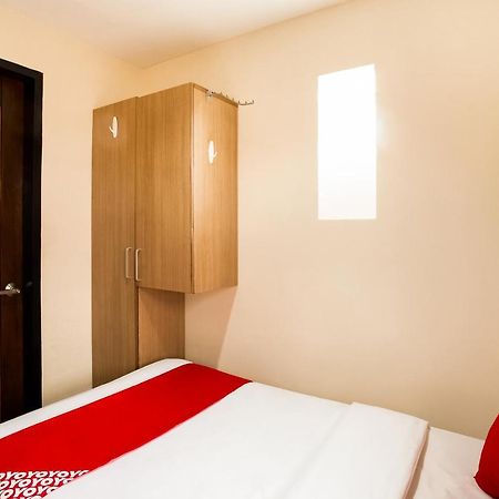Oyo 199 Solange Apartelle Davao City Exteriér fotografie