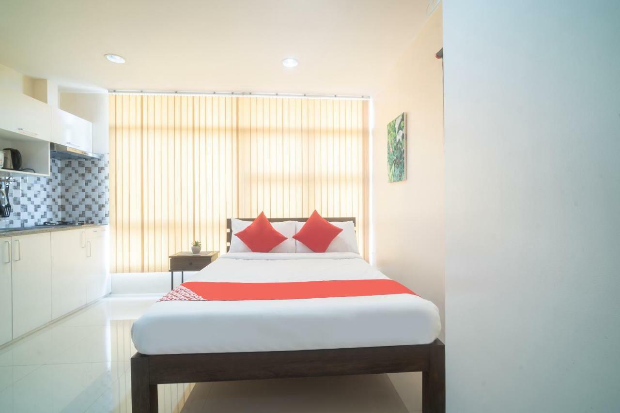 Oyo 199 Solange Apartelle Davao City Exteriér fotografie