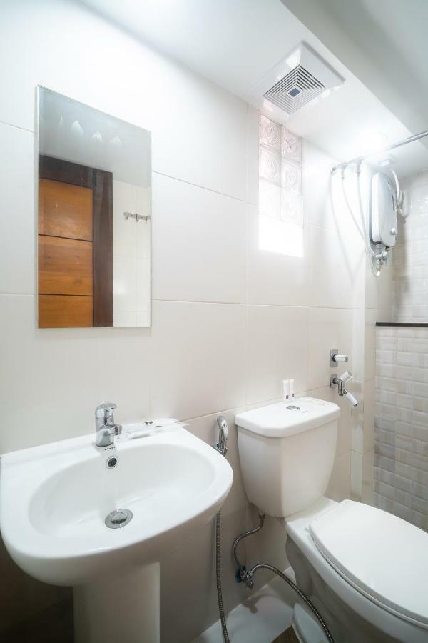 Oyo 199 Solange Apartelle Davao City Exteriér fotografie