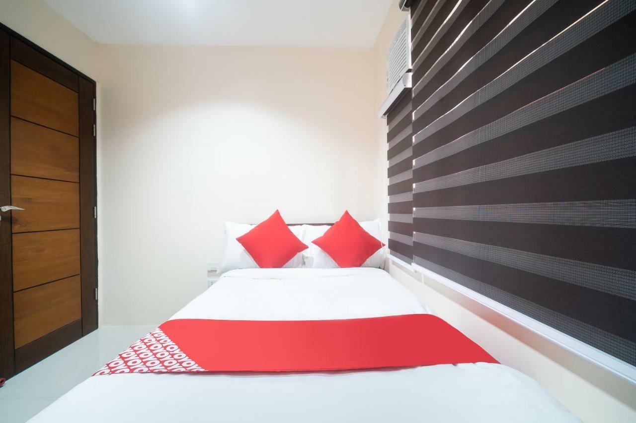 Oyo 199 Solange Apartelle Davao City Exteriér fotografie