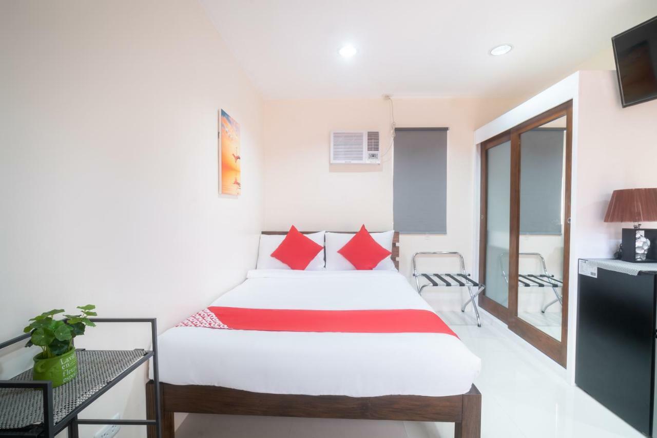 Oyo 199 Solange Apartelle Davao City Exteriér fotografie