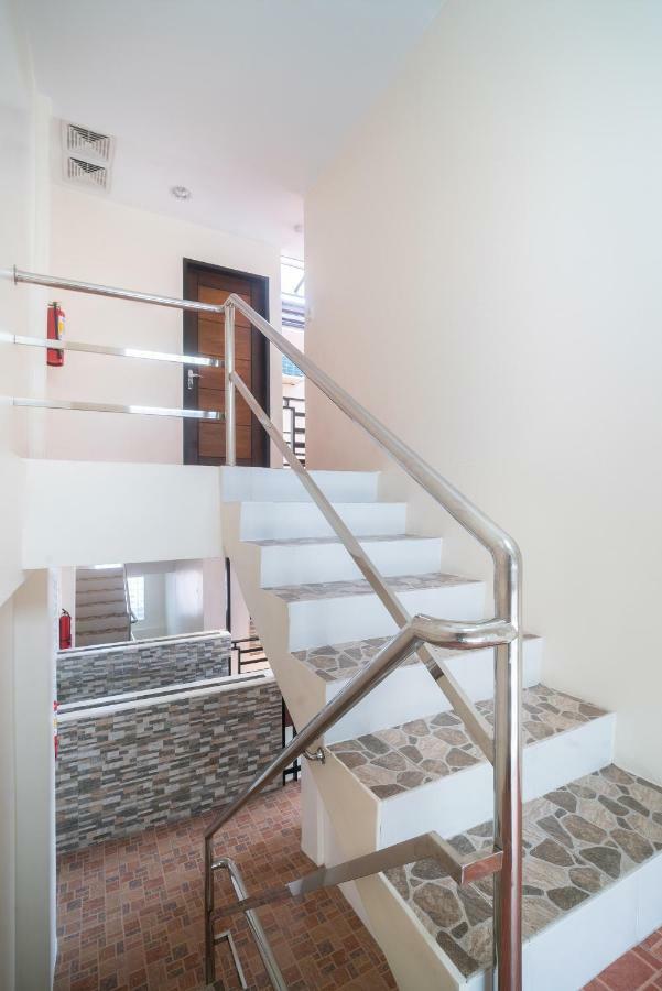Oyo 199 Solange Apartelle Davao City Exteriér fotografie