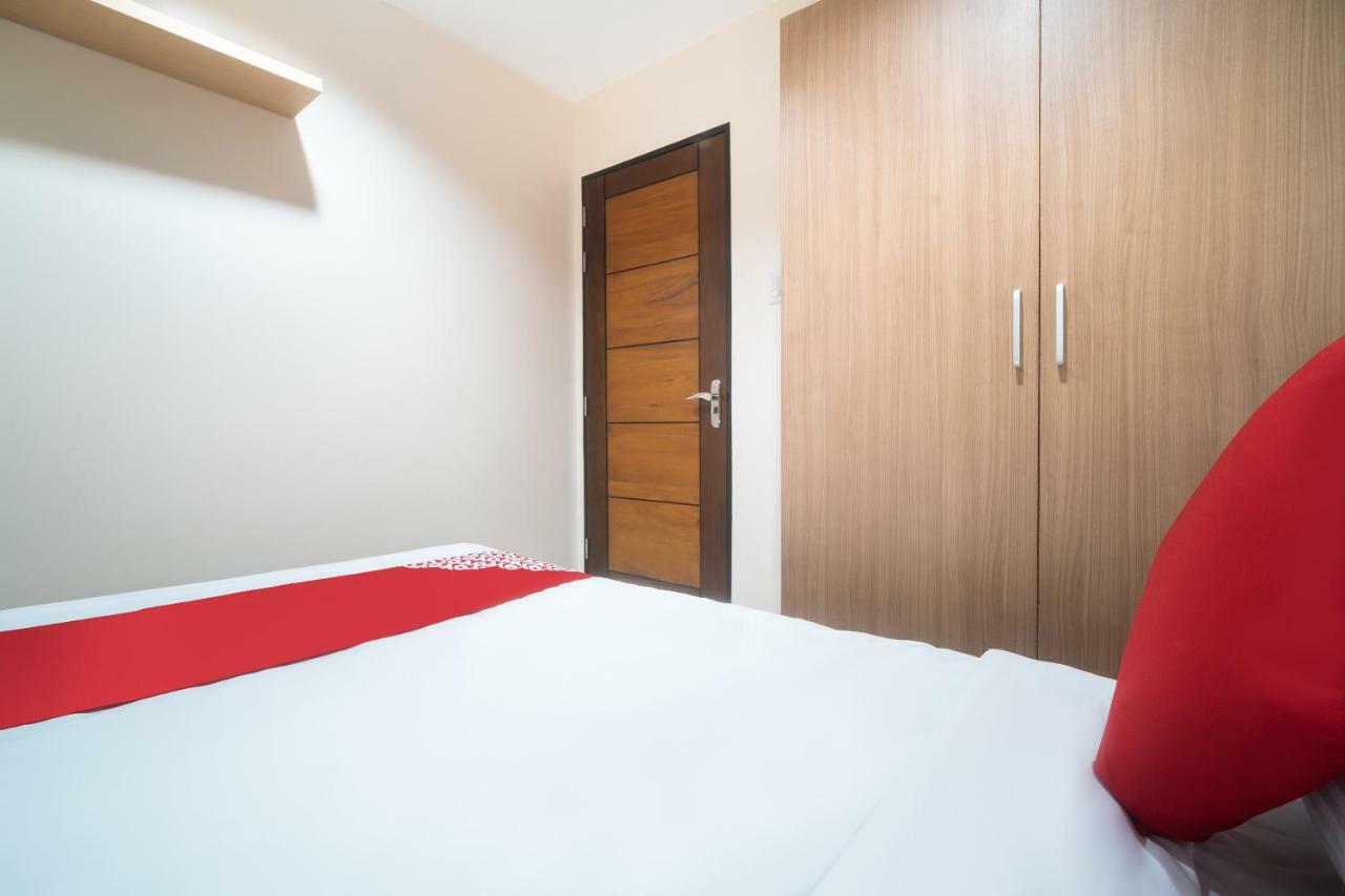 Oyo 199 Solange Apartelle Davao City Exteriér fotografie
